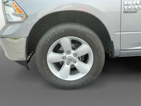 Used 2024 RAM 1500 Classic SLT AWD/4WD image 15