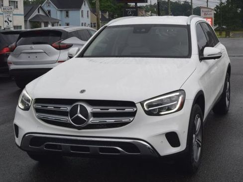 Used 2022 Mercedes-Benz GLC 300 image 3