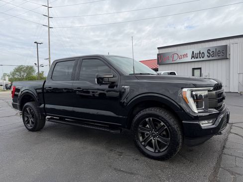 Used 2022 Ford F150 Lariat w/ Equipment Group 502A High AWD/4WD image 3