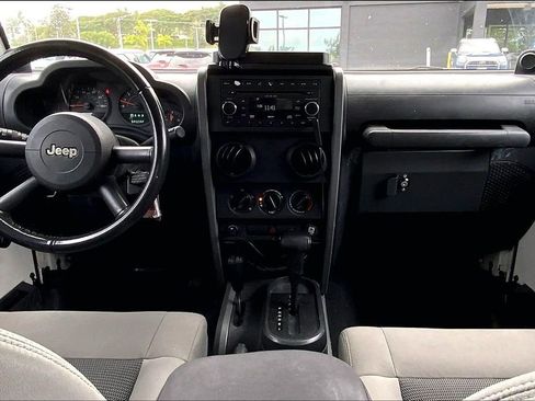 Used 2009 Jeep Wrangler X AWD/4WD image 14