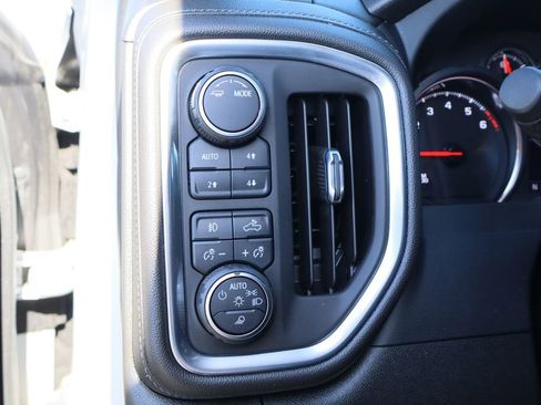 Used 2022 Chevrolet Silverado 1500 LT Trail Boss w/ Safety Package image 11