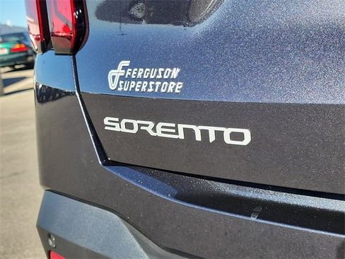 New 2026 Kia Sorento S image 5
