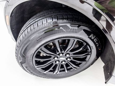 Used 2019 Cadillac XT5 FWD image 13