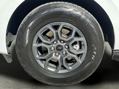 Certified 2025 Ford Expedition Active image 24