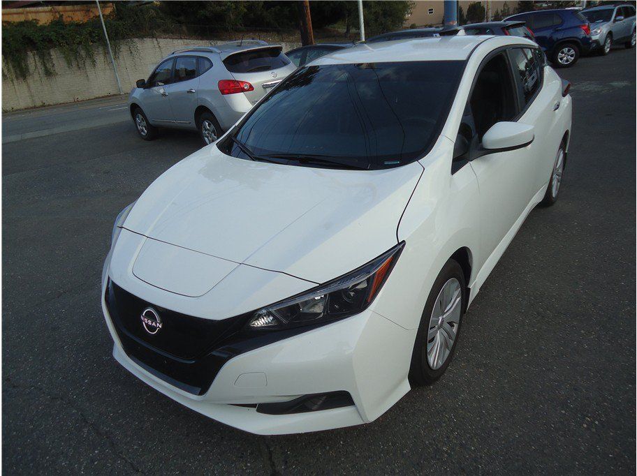 Used 2025 Nissan Leaf S FWD image 1