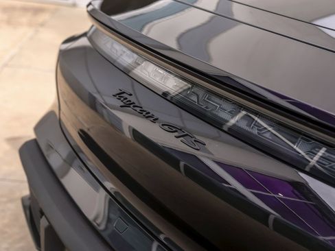 Used 2022 Porsche Taycan GTS AWD/4WD image 11