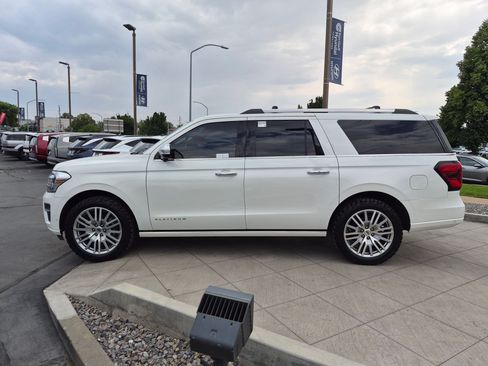 Used 2024 Ford Expedition Max Platinum AWD/4WD image 9