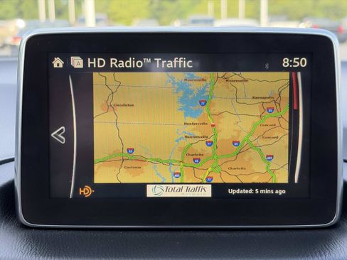 Used 2015 MAZDA MAZDA3 i Sport FWD image 31