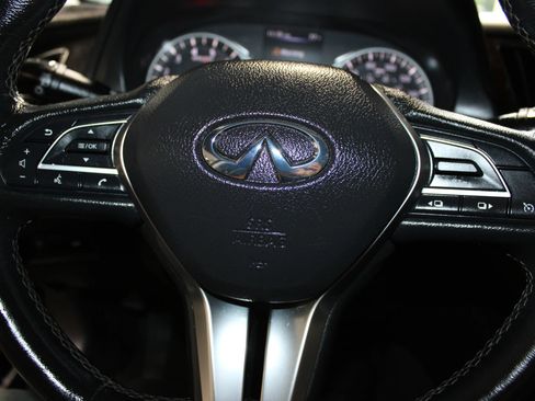 Used 2018 INFINITI Q50 Luxe w/ Essential Package (3.0T Luxe) AWD/4WD image 21