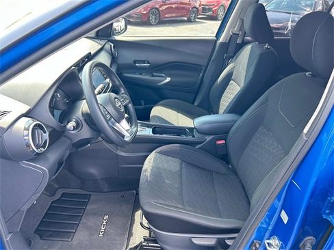 Used 2024 Nissan Kicks SV image 19
