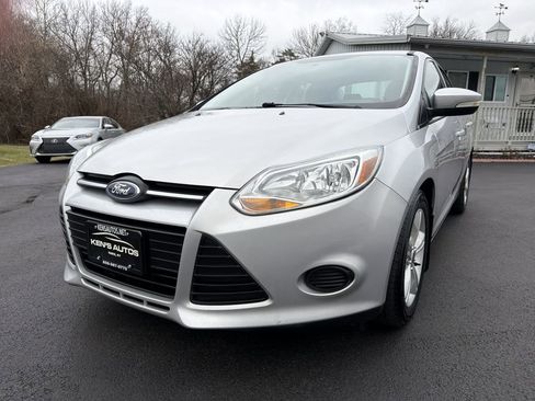 Used 2014 Ford Focus SE w/ SE Winter Package image 1