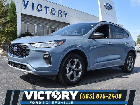 Used 2024 Ford Escape ST-Line w/ Tech Pack #1 AWD/4WD image 1