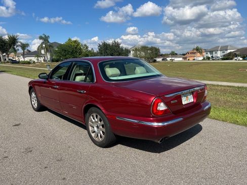 Used 2004 Jaguar XJ8 image 6