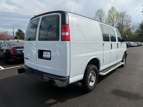 Used 2024 Chevrolet Express 2500 w/ Driver Convenience Package image 5