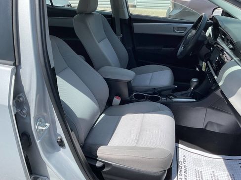 Used 2015 Toyota Corolla LE FWD image 16