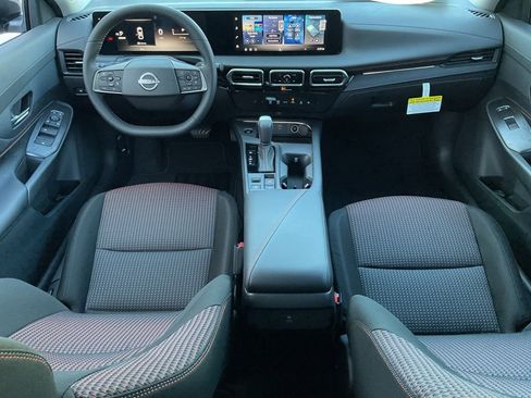 New 2026 Nissan Sentra SR image 18