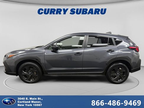 Used 2024 Subaru Crosstrek 2.0i AWD/4WD image 2