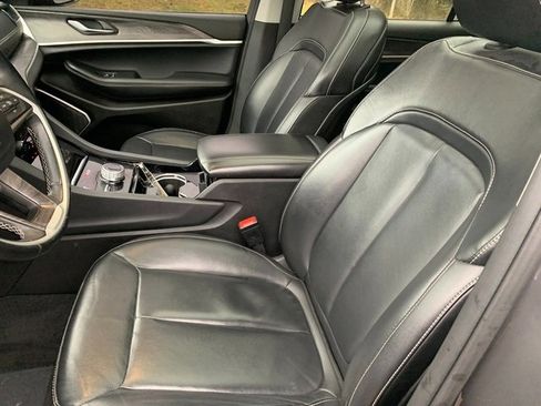 Certified 2022 Jeep Grand Cherokee L Limited image 16