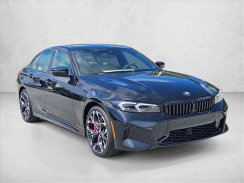 Used 2026 BMW 330i Sedan w/ M Sport Package RWD image 7