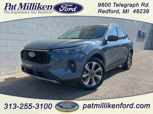 Certified 2024 Ford Escape Platinum image 1