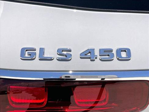 New 2026 Mercedes-Benz GLS 450 4MATIC image 28