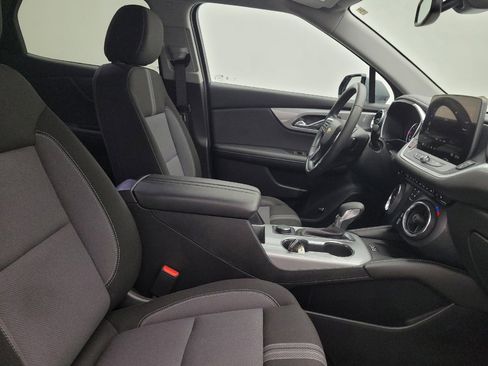 Used 2024 Chevrolet Blazer LT w/ Convenience Package FWD image 21