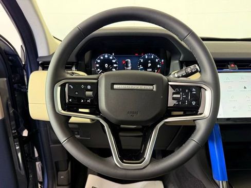 New 2025 Land Rover Discovery Sport S image 22