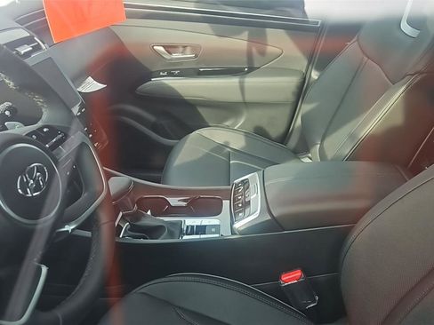 Used 2024 Hyundai Santa Cruz Limited image 6