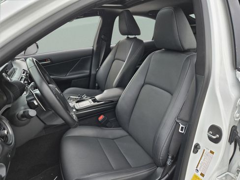 Used 2024 Lexus IS 350 F Sport RWD image 28