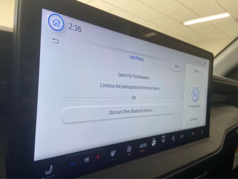 New 2026 Ford Maverick Lariat w/ Black Appearance Package image 24
