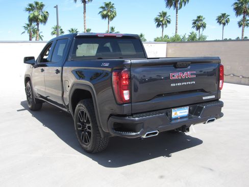 Used 2025 GMC Sierra 1500 Elevation image 6