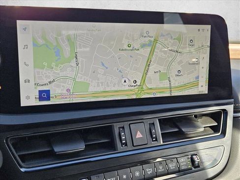 Used 2024 Lexus ES 350 w/ Luxury Package image 13