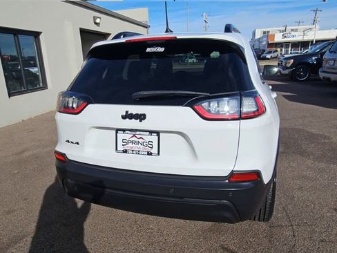 Used 2023 Jeep Cherokee Altitude Lux image 7