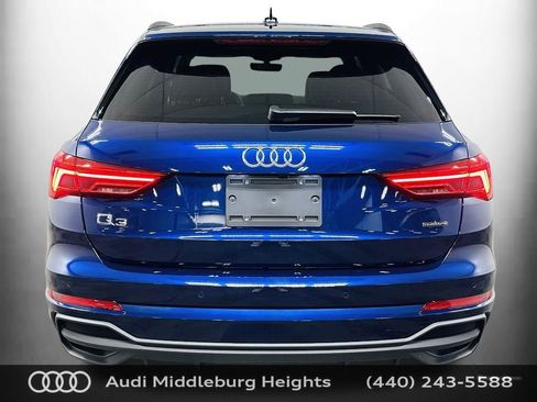 Certified 2025 Audi Q3 2.0T Premium w/ Convenience Plus Package AWD/4WD image 6