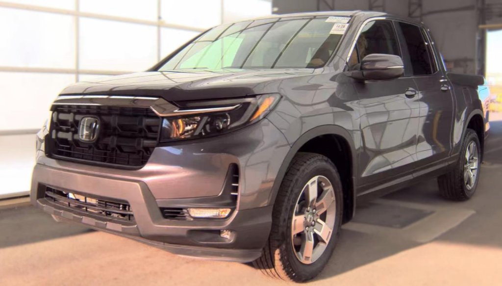 Used 2025 Honda Ridgeline RTL image 1
