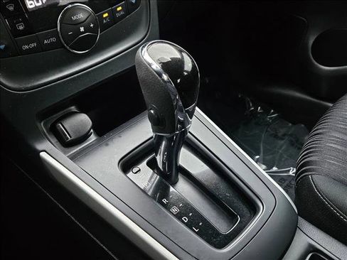 Used 2019 Nissan Sentra SV image 12