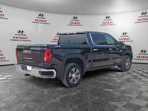Used 2025 GMC Sierra 1500 SLT AWD/4WD image 3