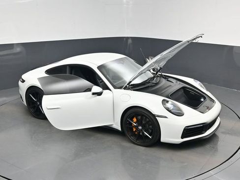 Used 2020 Porsche 911 Carrera 4S AWD/4WD image 19