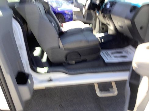 Used 2006 Ford F150 STX image 30