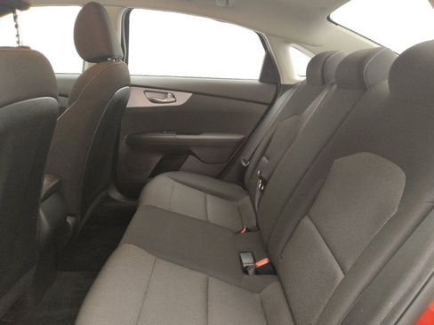 Used 2023 Kia Forte LXS w/ LXS Technology Package FWD image 18
