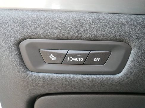 Used 2024 BMW X5 M60i AWD/4WD image 18