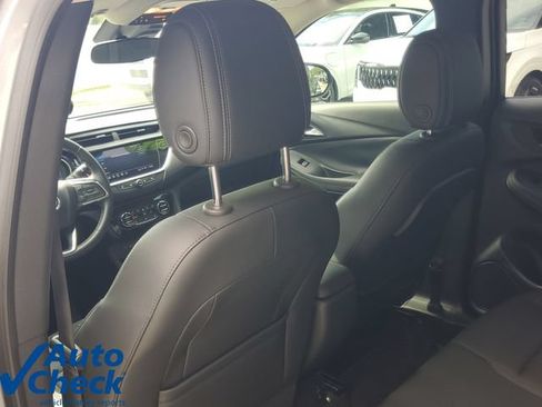 Used 2023 Buick Encore GX Select w/ Sport Touring Package FWD image 13