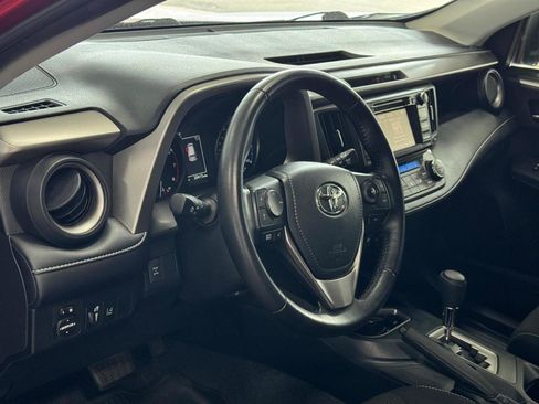 Used 2017 Toyota RAV4 XLE w/ Plus Special Value Package AWD/4WD image 17