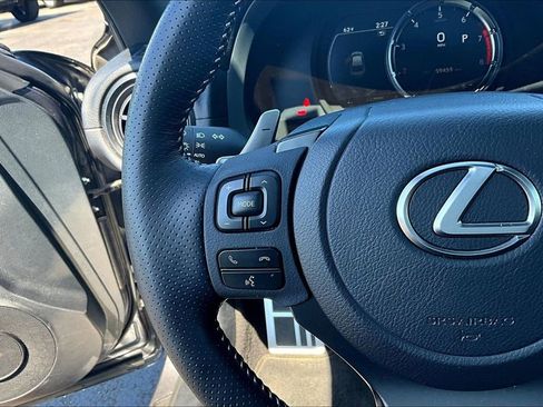 Used 2023 Lexus IS 350 F Sport RWD image 12