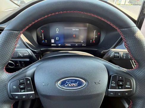 Certified 2024 Ford Escape ST-Line w/ Tech Pack #1 AWD/4WD image 19