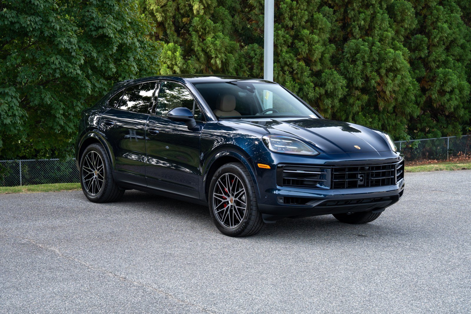 Certified 2026 Porsche Cayenne S AWD/4WD image 9