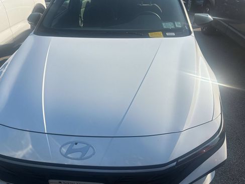 Used 2026 Hyundai Elantra Sport FWD image 6