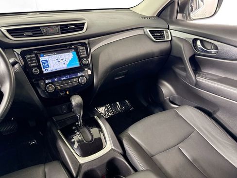 Used 2014 Nissan Rogue SL FWD image 26