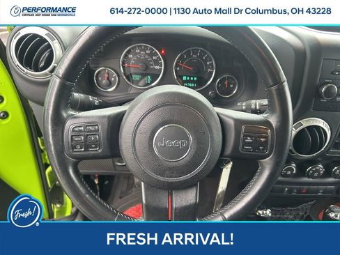 Used 2013 Jeep Wrangler Unlimited Sahara w/ Connectivity Group AWD/4WD image 17