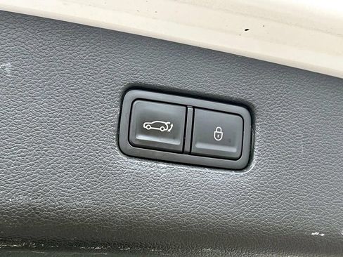 Used 2024 Genesis GV80 3.5T w/ Prestige Package AWD/4WD image 12